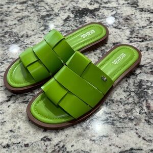 Women’s Michael Kors lime green slides. Size 8. Excellent condition.